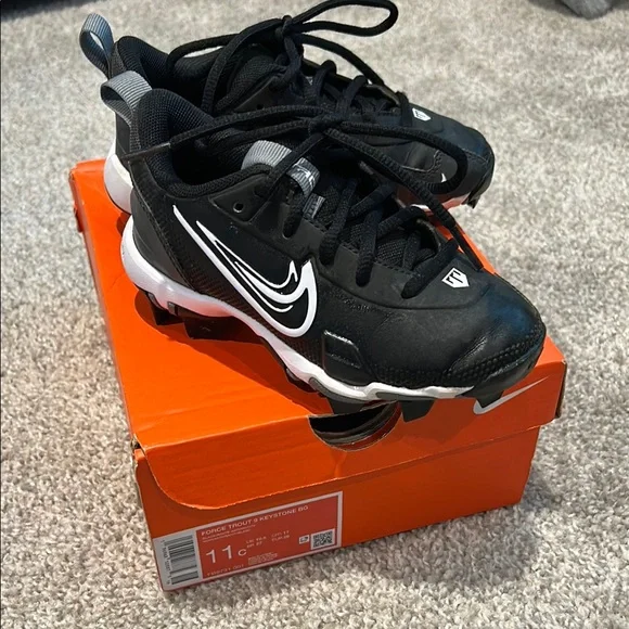 Nike Force Trout 9 Keystone
Big Kids' Baseball Cleats - Picture 1 of 11
